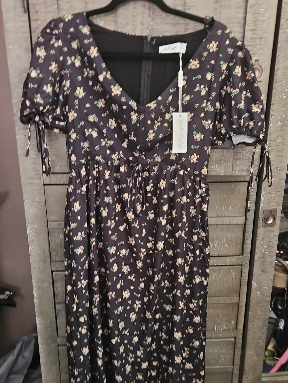 Petal & Pup Black Floral V-Neck Tie-Waist Dress